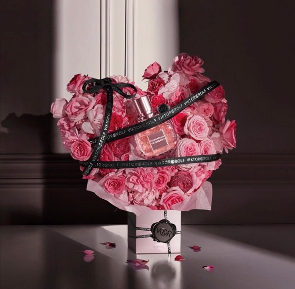 Free Viktor&Rolf Flowerbomb Fragrance Sample